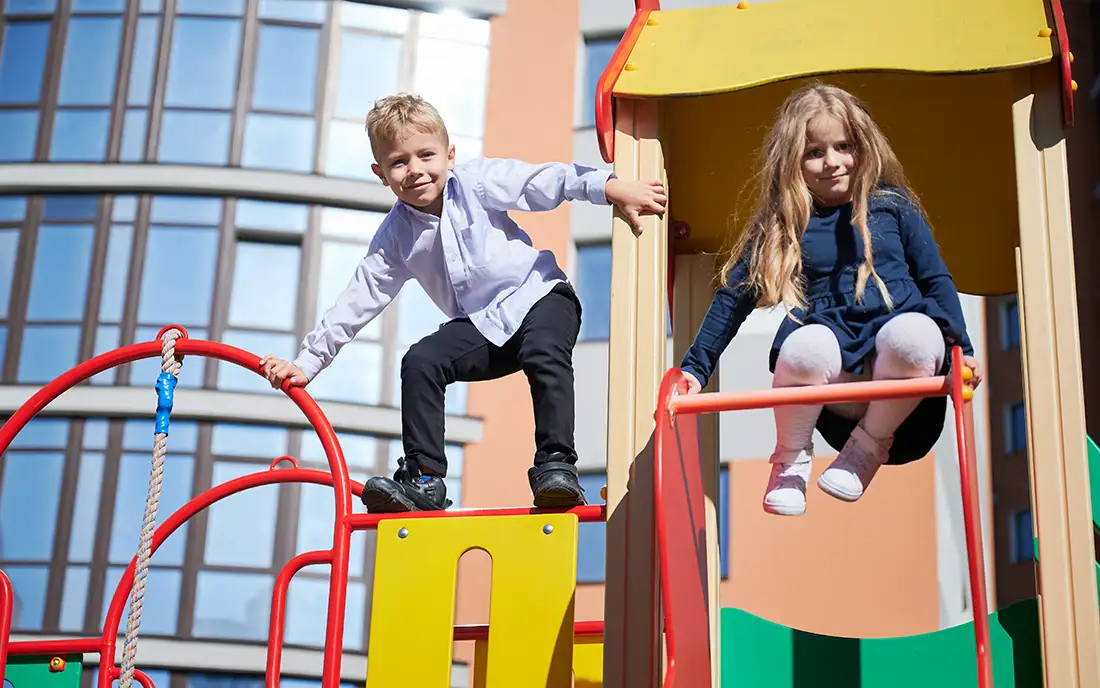 &Alpha;&lambda;&phi;&alpha;&beta;&eta;&tau;ά&rho;&iota; &Pi;&alpha;&pi;&alpha;&kappa;ώ&sigma;&tau;&alpha; N. - &Delta;&upsilon;&sigma;&pi;&rho;&alpha;&xi;ί&alpha;: &Tau;&iota; &pi;&rho;έ&pi;&epsilon;&iota; &nu;&alpha; &gamma;&nu;&omega;&rho;ί&zeta;&omicron;&upsilon;&nu; ό&lambda;&omicron;&iota;